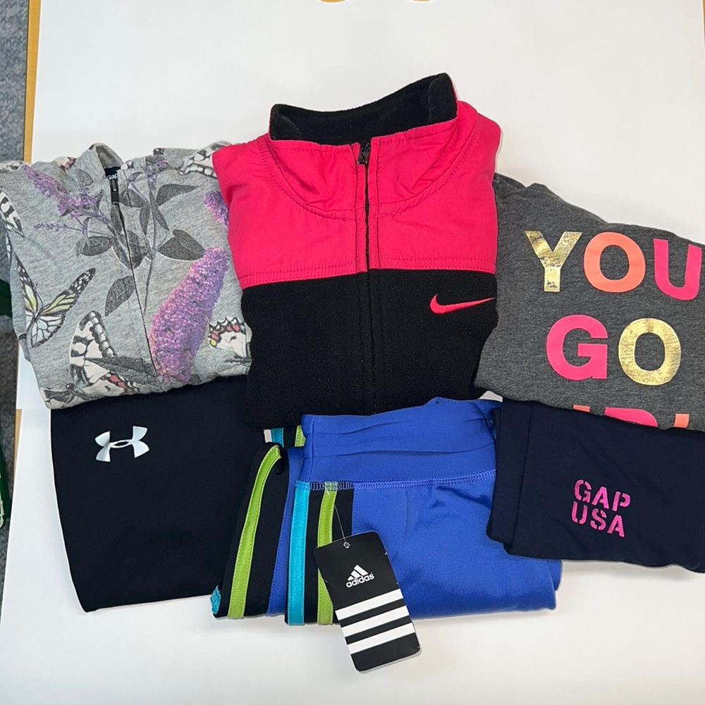 Kids Bundle, 6-7yrs, updated with more items, in good condition,final price.